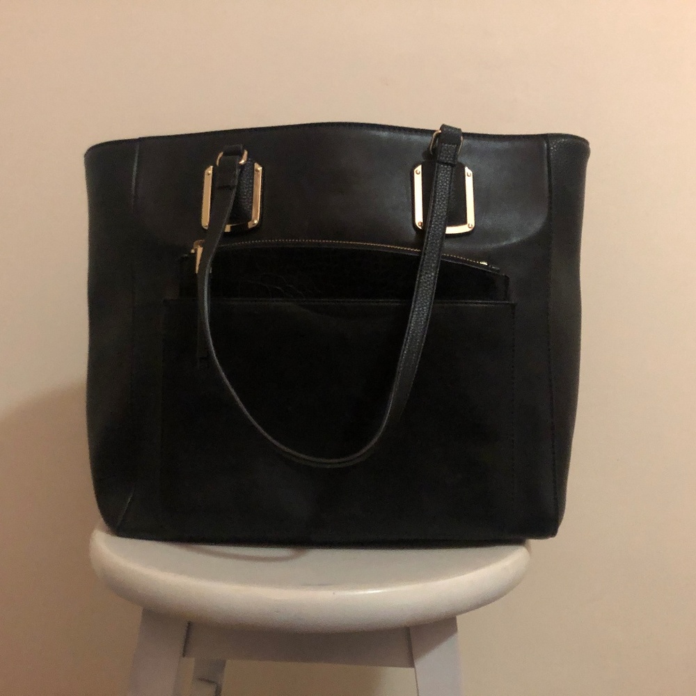NWOT Nine West Black Purse with Gold Fixtures